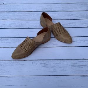 Mi.iM The Freesia hand-woven pointed flats